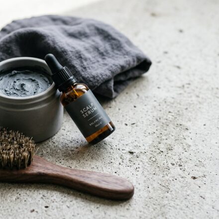 How to Manage Dry Scalp Dandruff in Men How to Manage Dry Scalp Dandruff in Men
