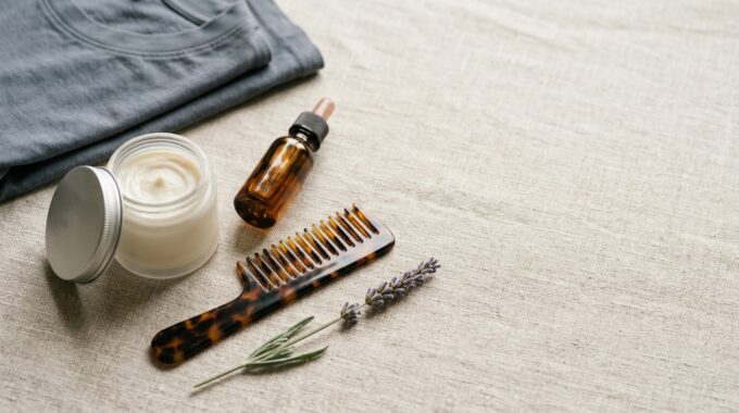 How to Style Curly Hair for Men Naturally